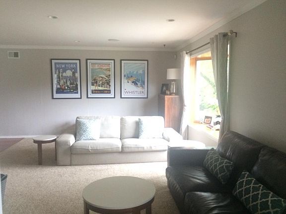living room - 21 Read Ave