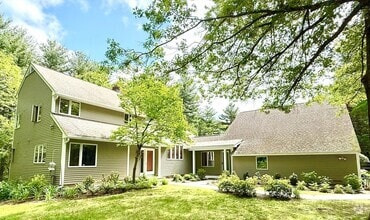 Building Photo - 350 College Rd