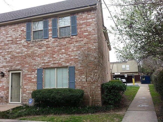 Foto del edificio - 14719 Barryknoll Ln