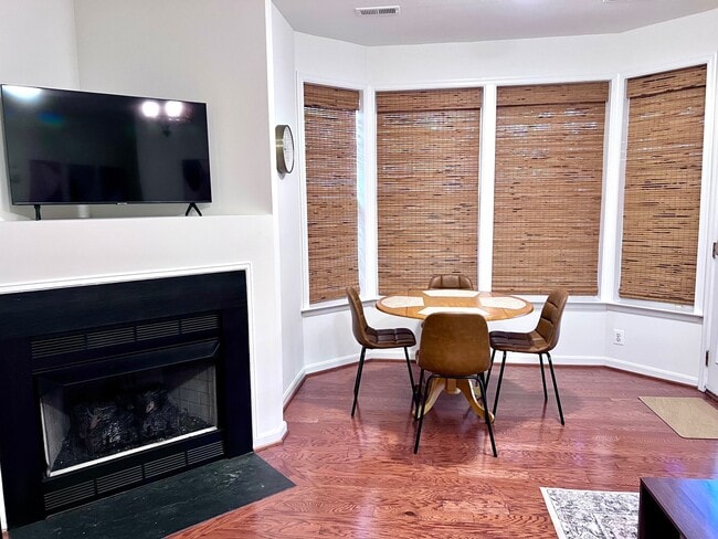 Dining Area - 20926 Cheyenne Terrace