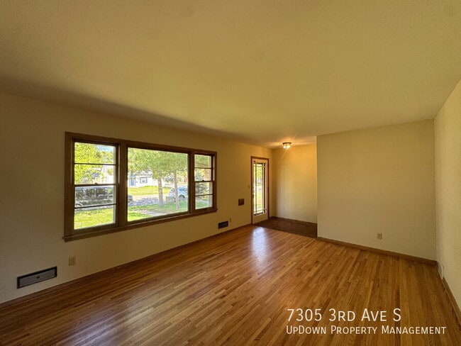 Building Photo - 7305 3rd Ave S