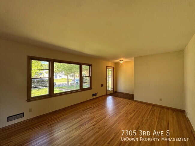 Foto del edificio - 7305 3rd Ave S