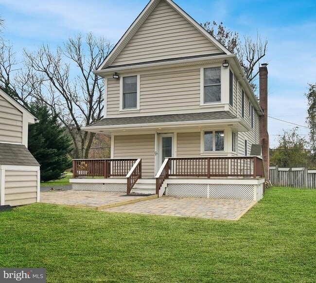 Foto del edificio - 8229 Jumpers Hole Rd