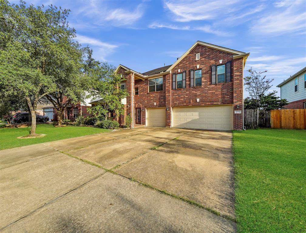 Foto principal - 16731 Thorn Cypress Dr