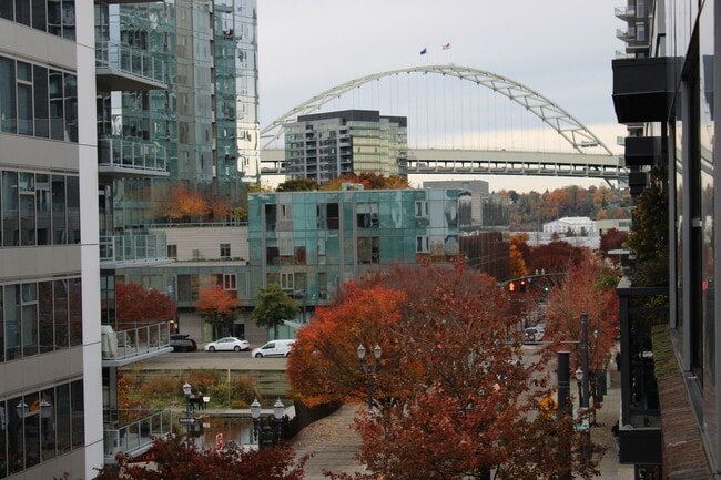 Interior Photo - Lovejoy Station