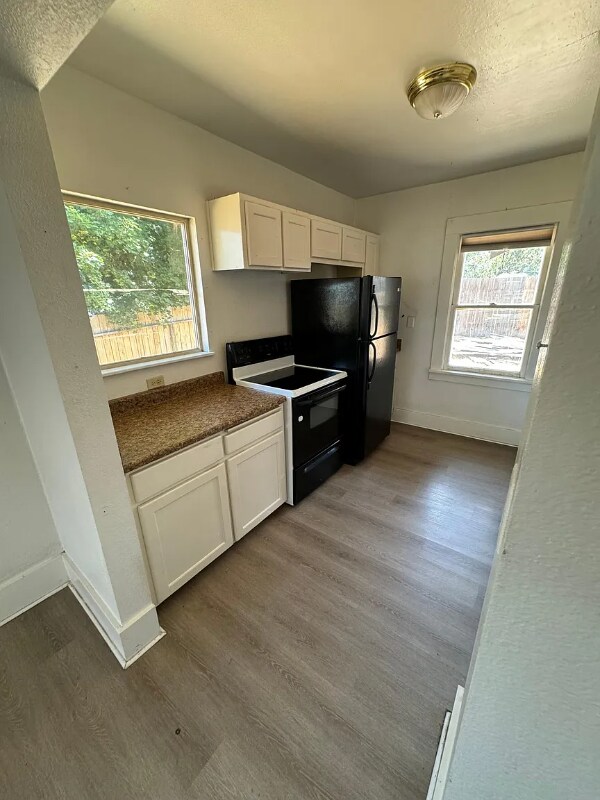 Foto del edificio - 225 SE Vine Ln