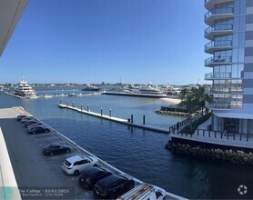 Building Photo - 4500 N Flagler Dr