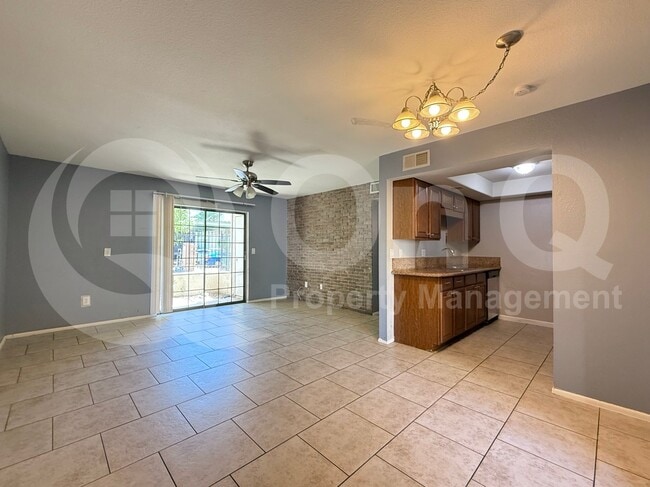 Foto del edificio - 3119 W Cochise Dr