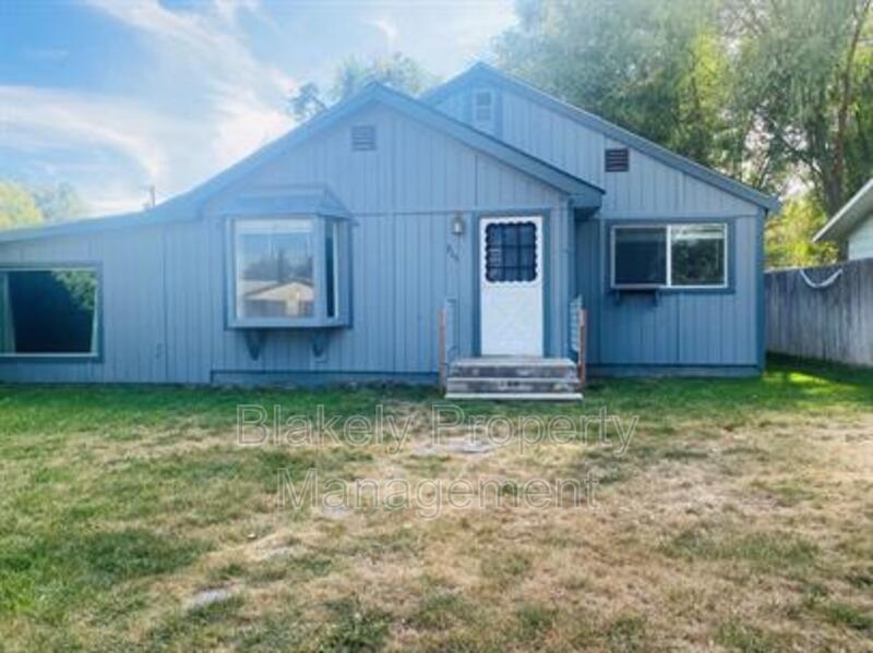 215 W Arizona Ave, Homedale, ID 83628 House Rental in Homedale, ID