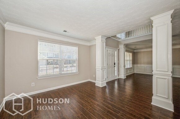 Building Photo - 2850 Austin Ridge Dr NE