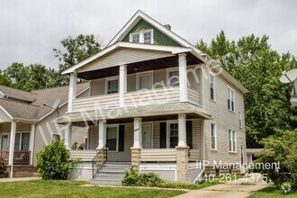 Building Photo - 9903 Sladden Ave