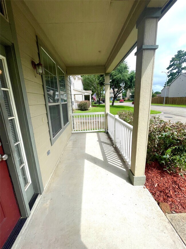 Building Photo - 23623 Twisting Falls Dr