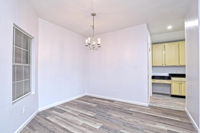 Building Photo - 401 Bandara Woods Blvd