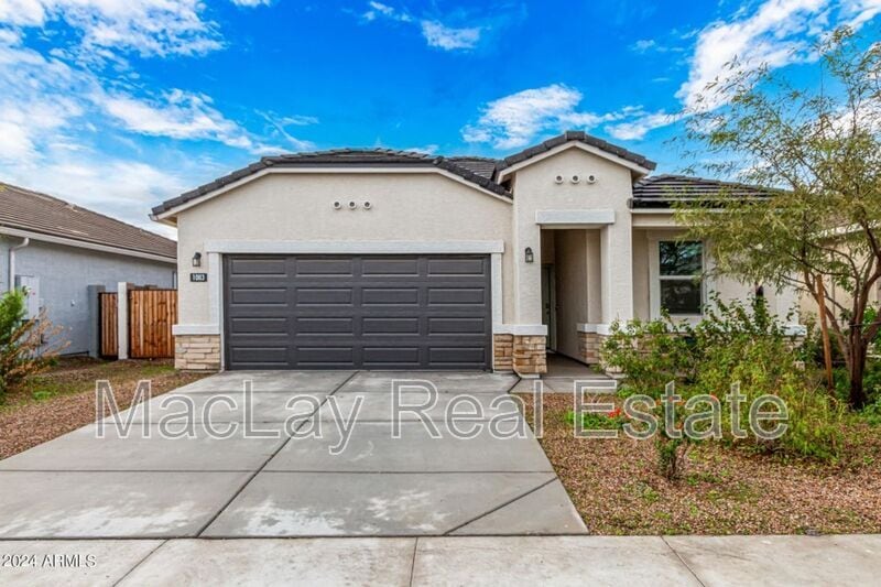 Foto principal - 1083 W Chimes Tower Dr