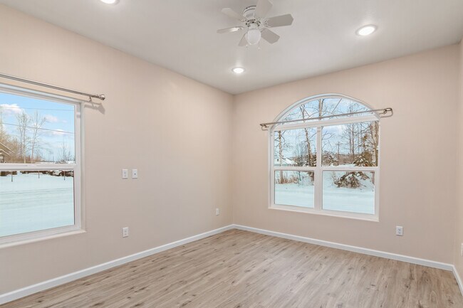 Bedroom 1 - 129 E Corral Ave