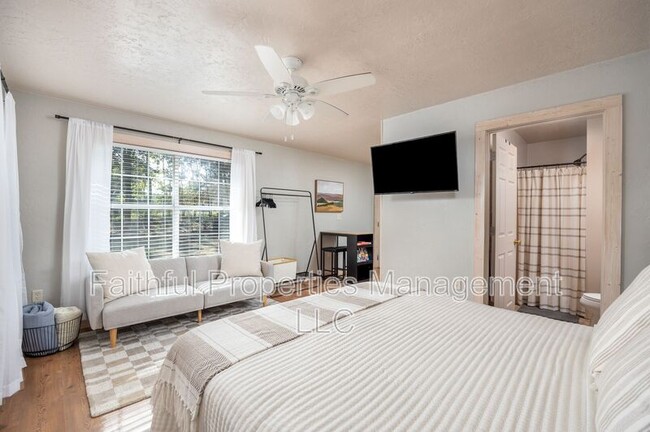 Foto del edificio - 13584 FM 14