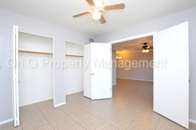 Building Photo - 2301 E University Dr