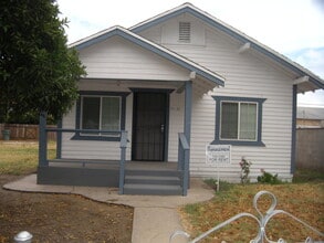 Building Photo - 1131 N West St