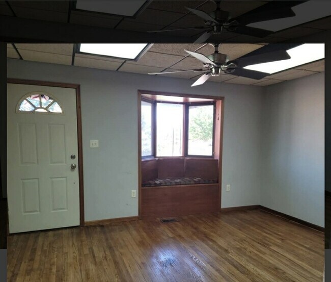 Foto del edificio - 174 S Walnut St