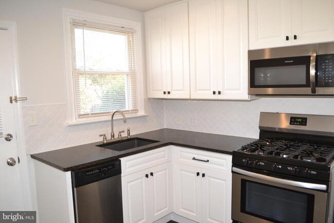 Foto del edificio - 123 S Matlack St