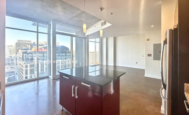 Photo - Modern 1-Bedroom Condo with City Views in Prime Nashville Location / Available Now!