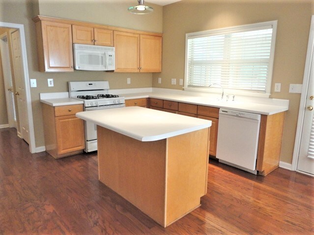 Building Photo - 5715 Oxborough Way