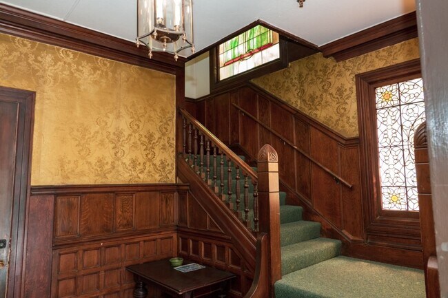 Building Photo - Fully Private Balcony Deck with Amazing Vi...