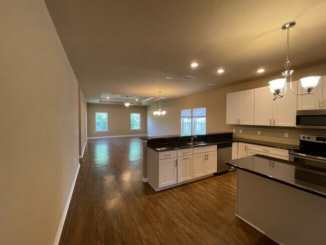 Foto del edificio - 7879 SW 80th Dr