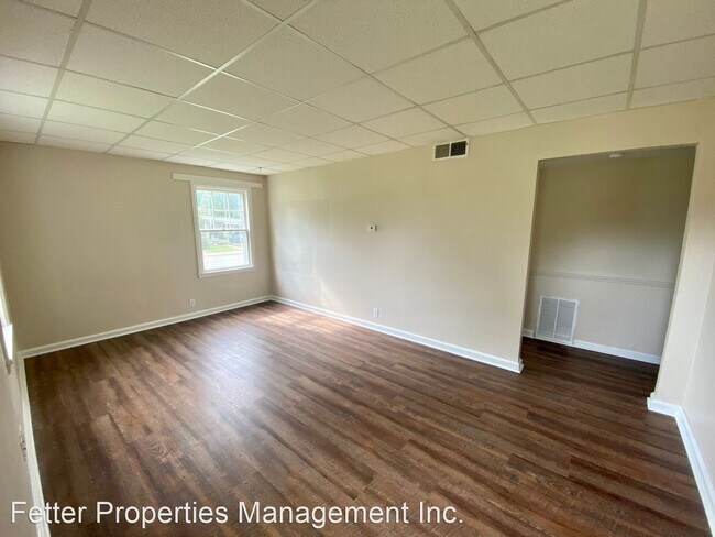 Building Photo - 2 br, 1 bath House - 2200 E. Michigan St