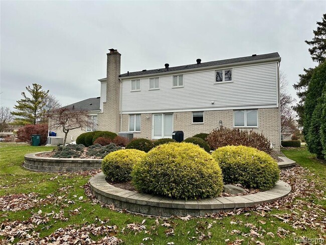 Building Photo - 4213 Wentworth Dr