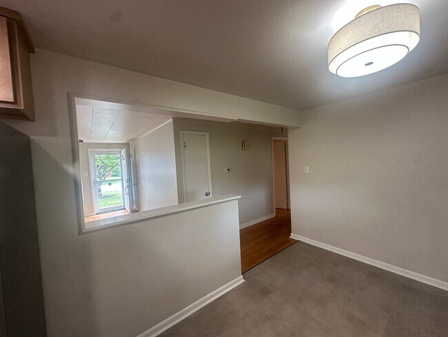 Foto del edificio - 17314 Cloverleaf Rd