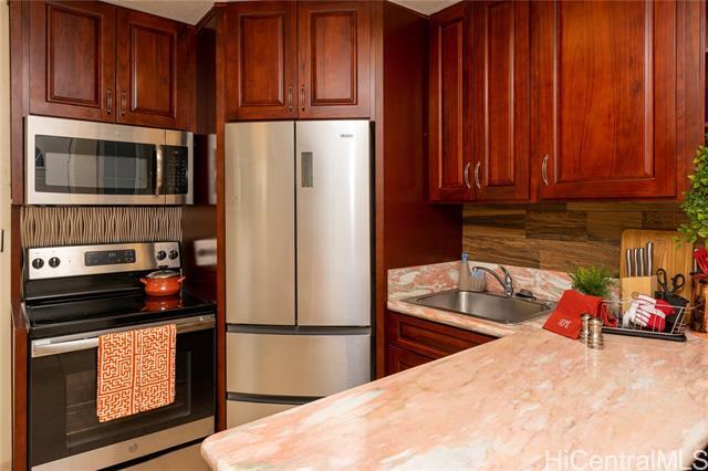 Building Photo - 1993 Ala Wai Blvd