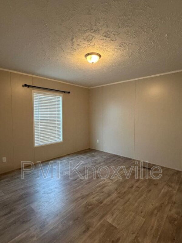 Building Photo - 1413 Howell River Rd