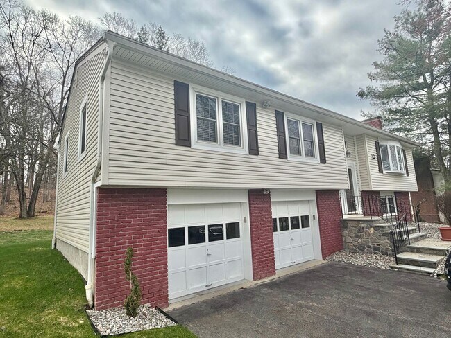 Foto del edificio - 29 Carriage Hill Ln