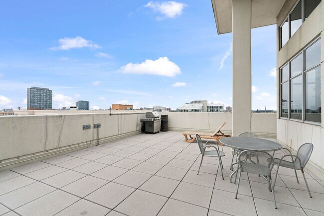 Foto del edificio - 901 W Madison St