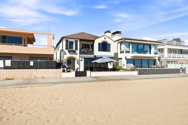Foto del edificio - 1228 W Oceanfront
