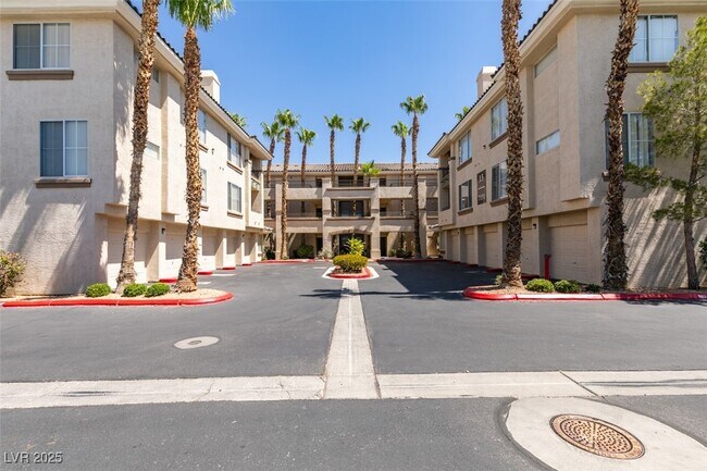 Foto del edificio - 7151 S Durango Dr