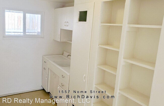 Foto del edificio - 1557 Nome St