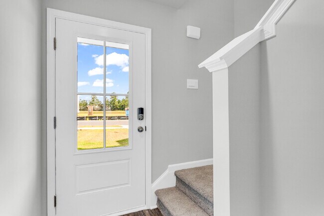 Foto del edificio - END unit Townhome in New Hampstead