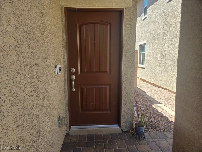 Foto del edificio - 347 Andy Wheeler Dr