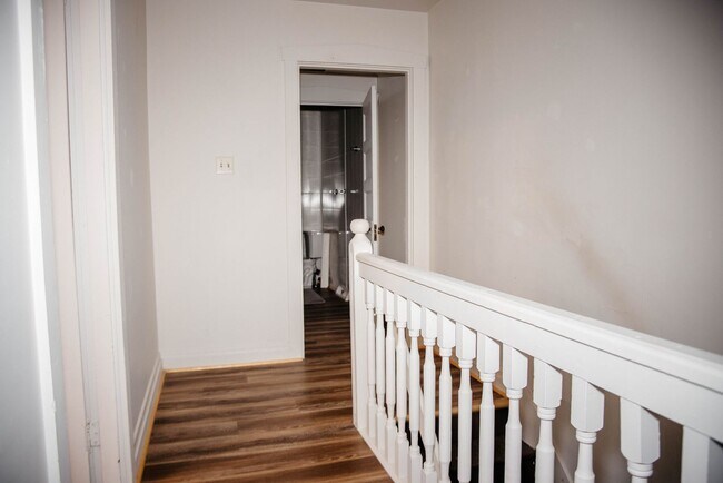 Foto del edificio - 112 W Harrisburg Ave