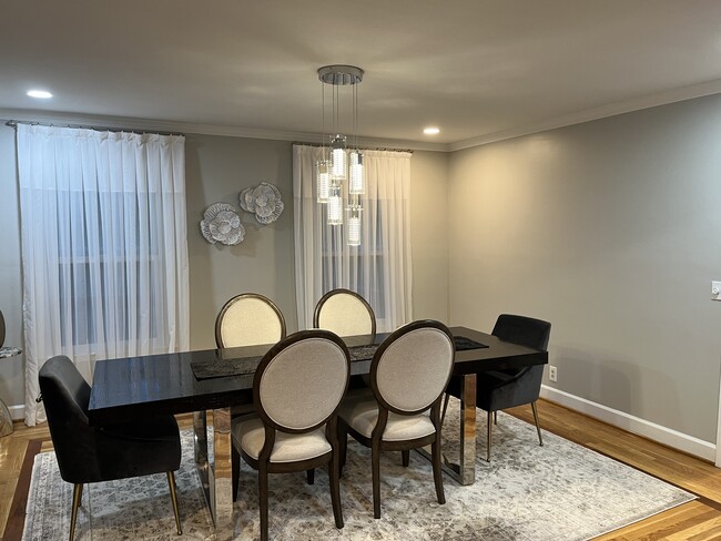 Dining room - 9217 Shawnee Trl