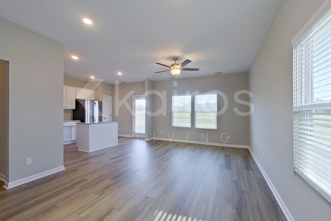 Foto del edificio - 928 Silent Barge Cv