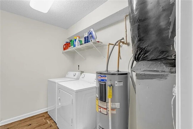 Photo - 1431 Harts Ridge Dr Apartment