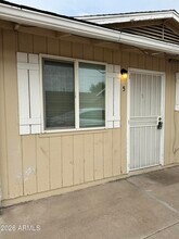 Building Photo - 427 E Friar Ave