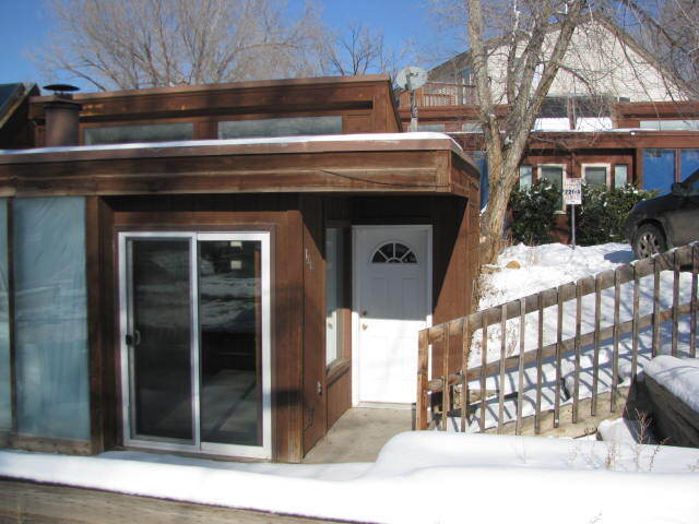 Building Photo - 721 Clarkson Ave