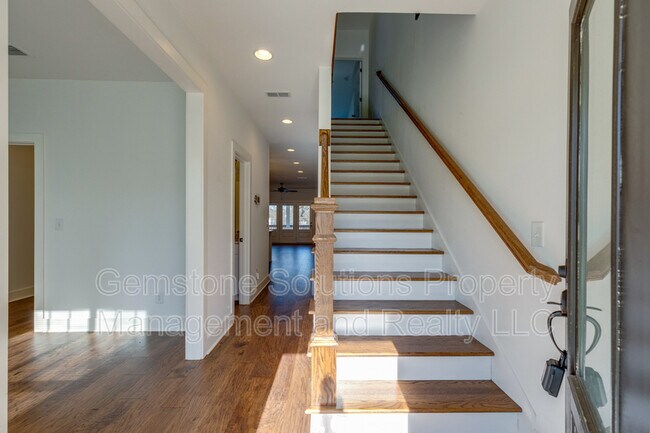 Foto del edificio - 311A Prince Ave