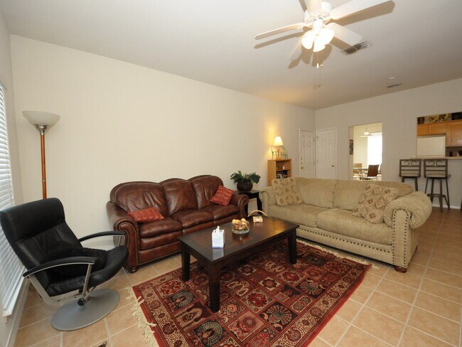 Building Photo - 15325 Bonasse Ct