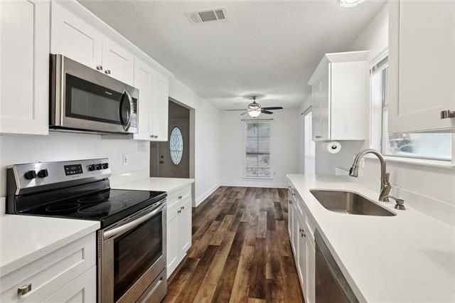 Foto del edificio - 3304 Bridge Dr