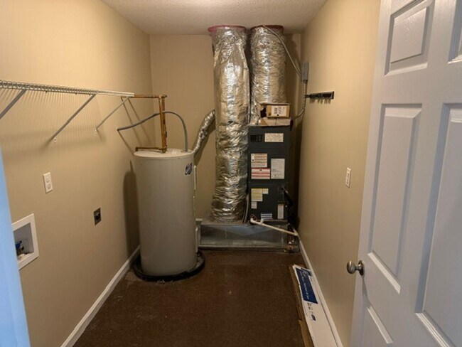 Foto del edificio - Maryville 37801 - 3 bedroom, 2 bath home - Contact Ed Johnson (865) 924-5045
